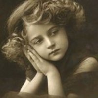 Александра Дворецкая