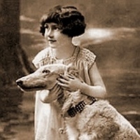 Полина