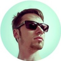 Роман Тихонов
