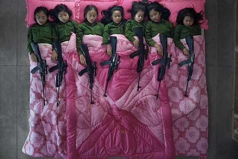 Бабушка перформанса