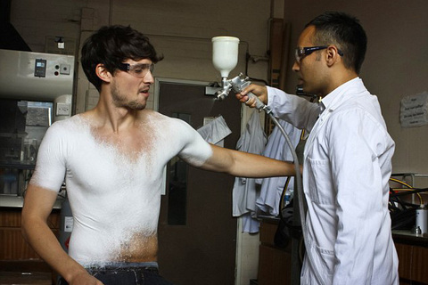 *Баллончик ткани: мнения врачей, дизайнеров и технологов* об одном из главных изобретений года