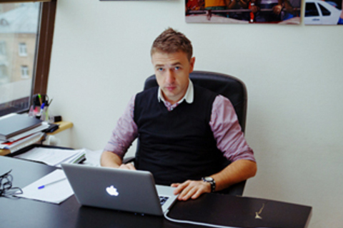 Руководитель Sports.ru Дмитрий Навоша: *«История с прямыми платежами от пользователя авторам выглядит наивно, но хочется рискнуть»*