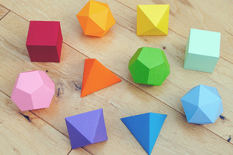 *7 стажировок в Париже:* Apple, Greenpeace и Louis Vuitton