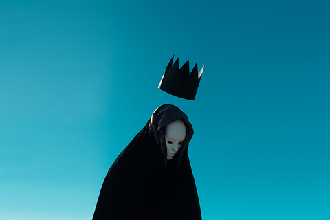 Карточный домик: *что думали о власти философы — от Платона до Фуко* Карточный домик: *что думали о власти философы — от Платона до Фуко*