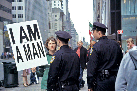 Теоретизируя современное: *Клэр Бишоп о радикальной музеологии* Теоретизируя современное: *Клэр Бишоп о радикальной музеологии*