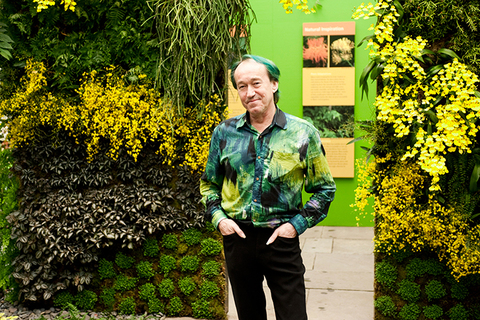 Чудо света своими руками: *биолог Патрик Бланк о том, как вырастить вертикальный сад* Чудо света своими руками: *биолог Патрик Бланк о том, как вырастить вертикальный сад*