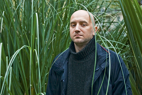 «Мне было важно показать, что происходит с теми, кто берется повелевать людьми»: *писатель Захар Прилепин о Серебряном веке и тюремной прозе*