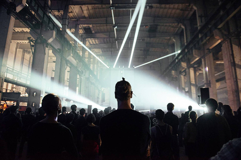 Электронная музыка как объект исследования: *в Берлинском университете начали изучать техно* Электронная музыка как объект исследования: *в Берлинском университете начали изучать техно*