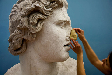 Эстетика Алена Бадью: *мирный договор между искусством и философией*