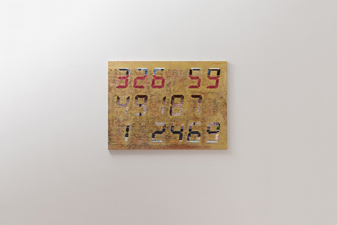 *«Мы помним всего 5 процентов своей жизни»:* Борис Аверин о том, как не потерять себя