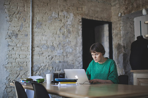 На «Заре»: *что происходит с современным искусством на Дальнем Востоке* На «Заре»: *что происходит с современным искусством на Дальнем Востоке*