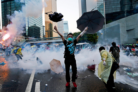 Против системы: *6 книг про то, как устроить революцию*