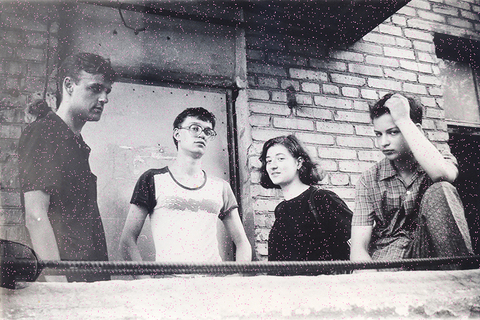 Песни в пустоту: *музыкальные журналисты о русском андеграунде 90-х годов*