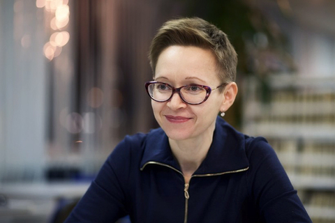 «Десять лет назад казалось, что сталинский период отрефлексирован. Ан нет!»: *Гузель Яхина о дебютном романе*