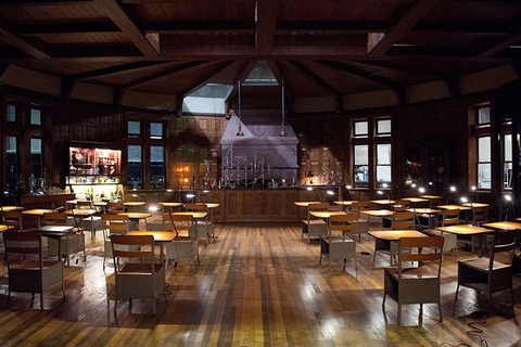 Драконография, ясновидение и латынь: *5 книг с волшебными школами*