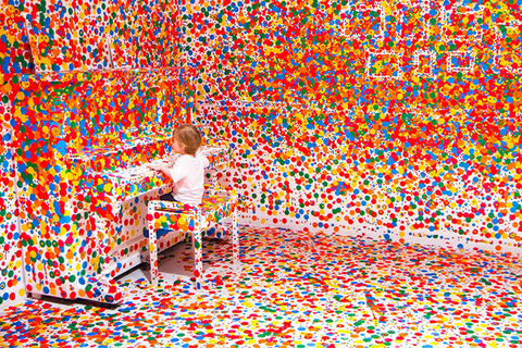 Благоприятная среда: *опыт инклюзии в музеях и школах в России и США*