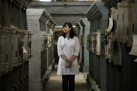 Молодые ученые: *металловед Татьяна Пшеченкова* Молодые ученые: *металловед Татьяна Пшеченкова*