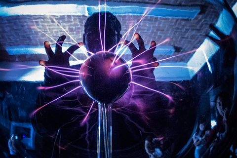 Хождение в народ: *британские ученые — о том, как объяснять науку широким массам* Хождение в народ: *британские ученые — о том, как объяснять науку широким массам*