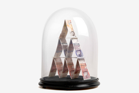 «В России невыгодно быть экономным»: *психотерапевт Павел Бесчастнов о том, как мозг воспринимает деньги* «В России невыгодно быть экономным»: *психотерапевт Павел Бесчастнов о том, как мозг воспринимает деньги*