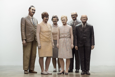 «Чертов Вернер Херцог»: редактор Esquire о том, как пережить ужин с новыми коллегами «Чертов Вернер Херцог»: редактор Esquire о том, как пережить ужин с новыми коллегами