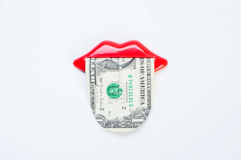 Быстрое чтение: как тратить деньги, чтобы стать счастливее? 