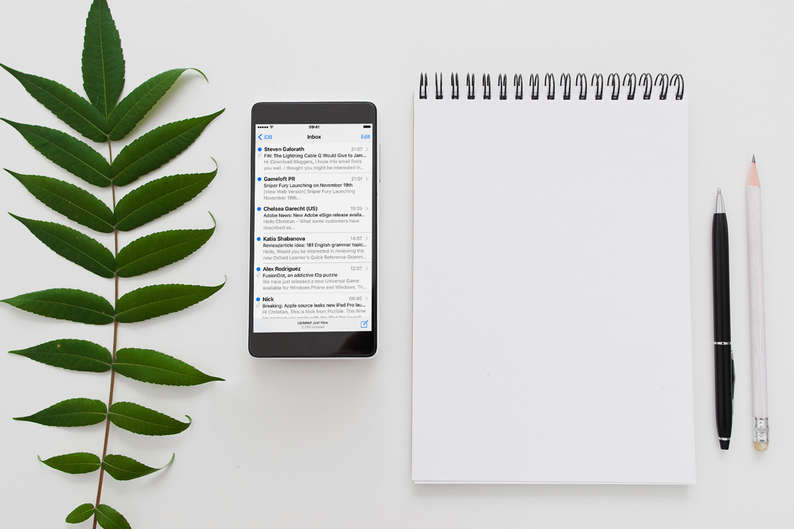 Недоброго времени суток: как писать деловые письма в эпоху мессенджеров Недоброго времени суток: как писать деловые письма в эпоху мессенджеров