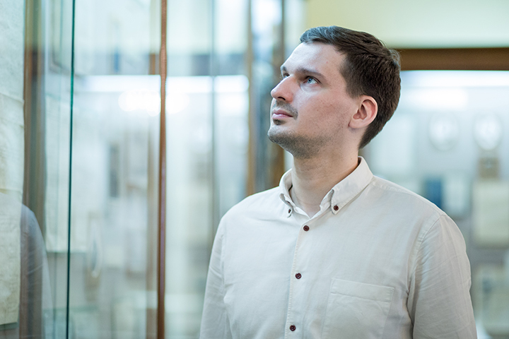 Молодые ученые: политолог Виктор Сидоров о непопулярных политических темах и коммерческом спросе на науку