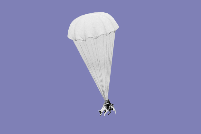 Находка T&P: собаки-парашютисты, противогаз «Микки Маус» и другие изобретения Второй мировой войны Находка T&P: собаки-парашютисты, противогаз «Микки Маус» и другие изобретения Второй мировой войны