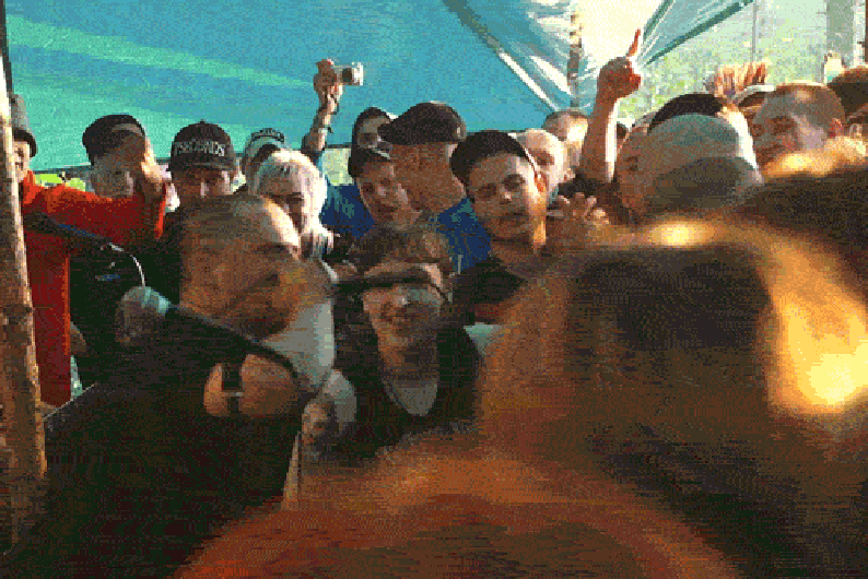 Анархисты и «Нашисты»: документальный проект о том, как прошлое страны влияет на мировоззрение молодежи Анархисты и «Нашисты»: документальный проект о том, как прошлое страны влияет на мировоззрение молодежи