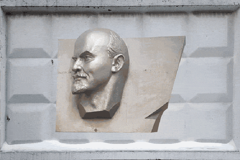 Текстуры Сталина: как рассказывать об архитектуре, собирая фотографии кирпичной кладки Текстуры Сталина: как рассказывать об архитектуре, собирая фотографии кирпичной кладки