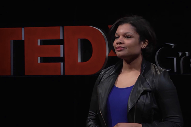 «Просто какую-то чушь слепила в последнюю минуту»: спикеры TED о том, как справиться с синдромом самозванца