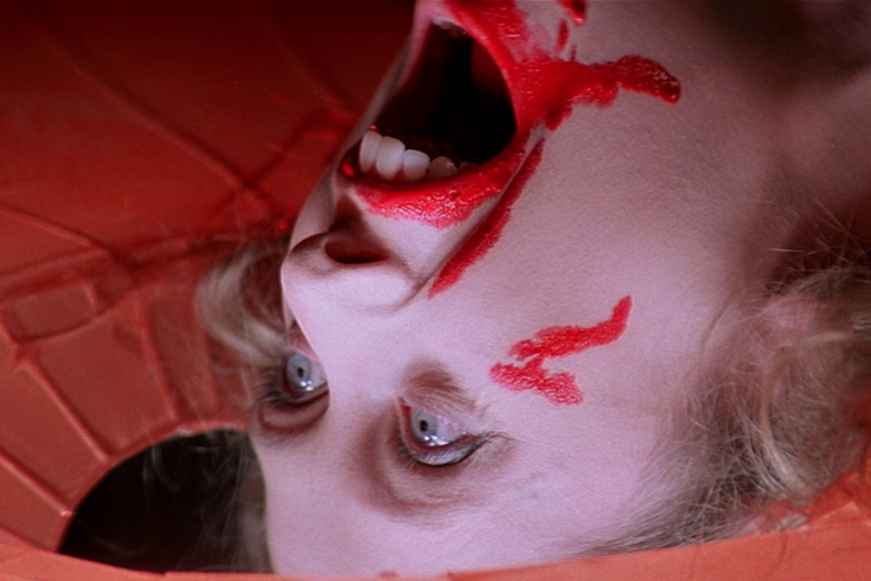 «Есть только ты и монстр»: почему мы обожаем хорроры