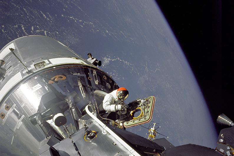 Больше не романтики: космонавт — о том, зачем человеку опасная работа