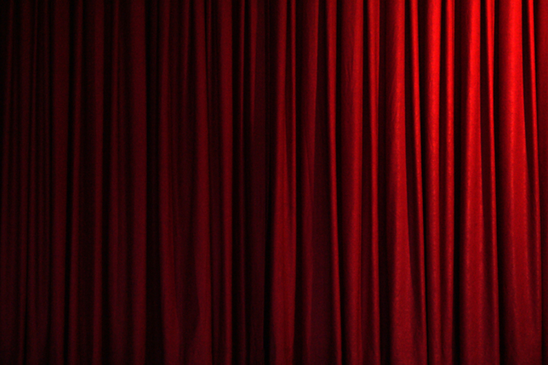 Вся жизнь — игра: 10 курсов по актерскому мастерству и публичным выступлениям Вся жизнь — игра: 10 курсов по актерскому мастерству и публичным выступлениям