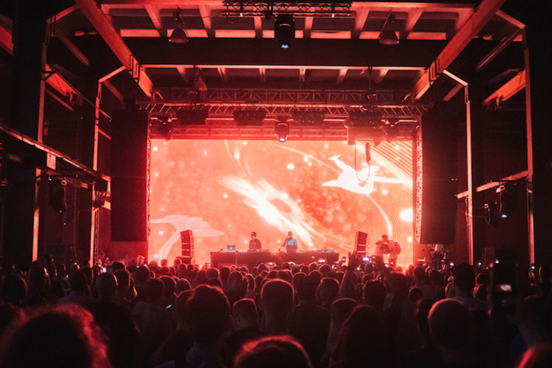 Биохакинг, музыка, коллаж: 8 научно-образовательных фестивалей