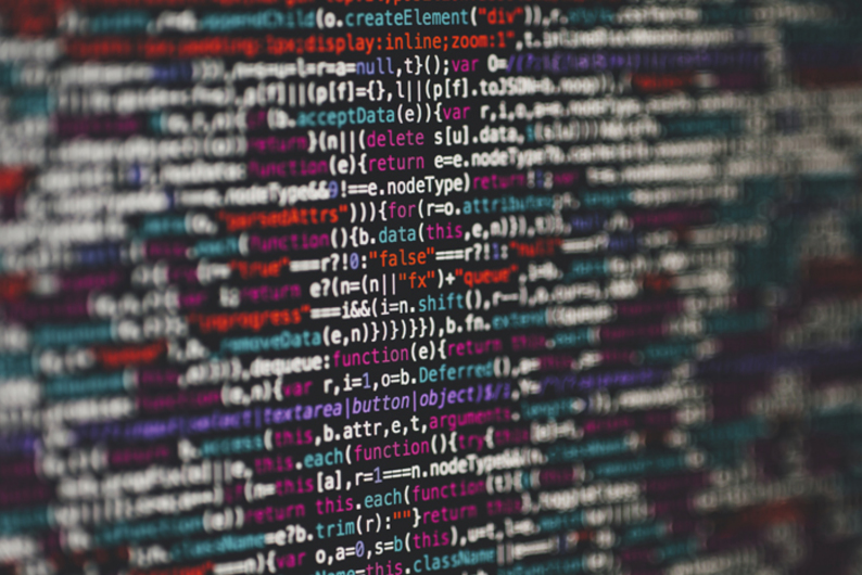 12 курсов по Data Science, машинному обучению и нейросетям