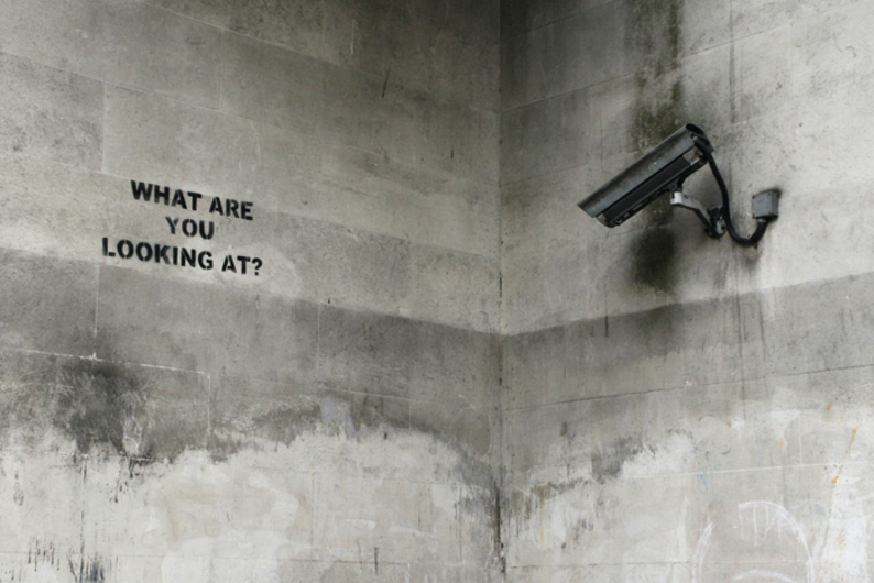 Личное пространство как утопия: кому выгодно следить за пользователями в сети