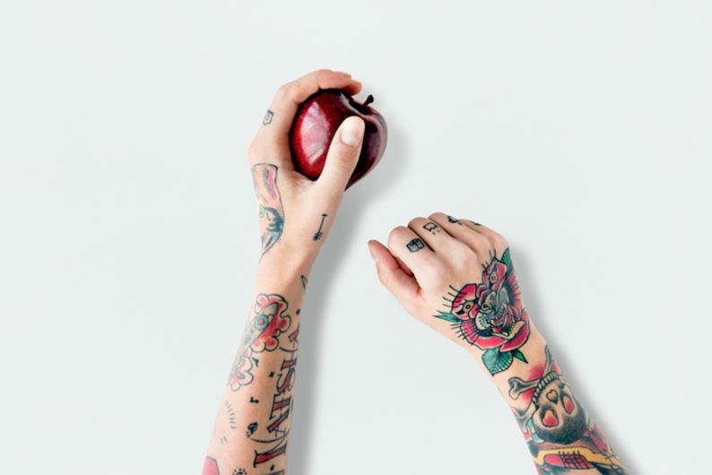 Знаки на теле: как трансформировалось отношение к татуировкам