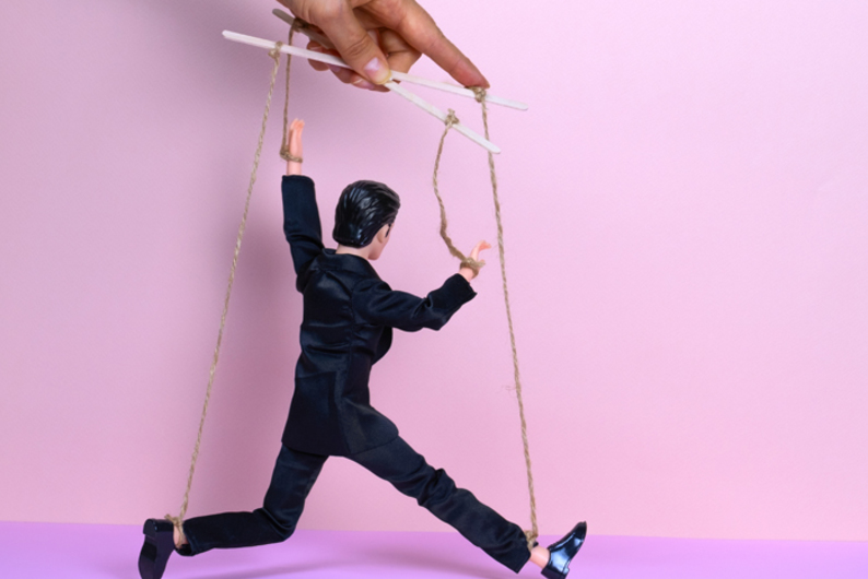 Делай что хочешь: как распознать манипуляции и противостоять им