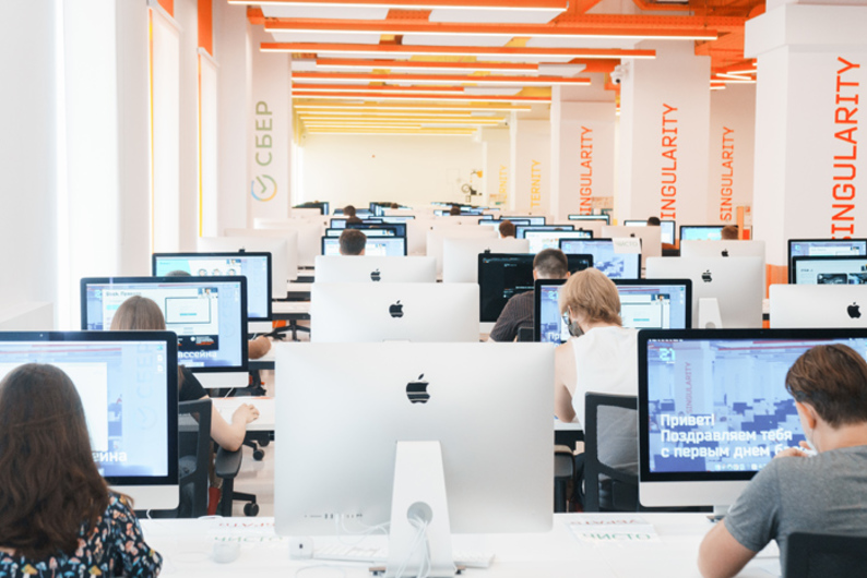 «Чем сложнее старт, тем мощнее полет»: интервью с директором образовательного проекта «Школа 21» «Чем сложнее старт, тем мощнее полет»: интервью с директором образовательного проекта «Школа 21»