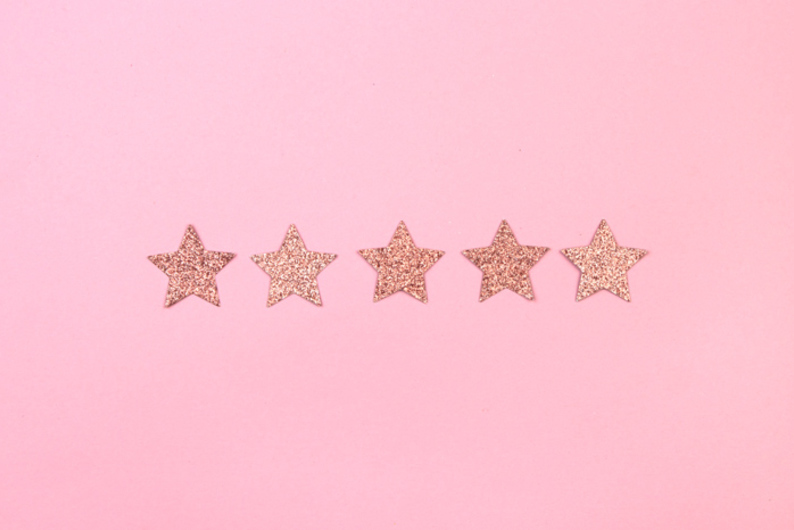 Без лишнего стеснения: как правильно принимать комплименты Без лишнего стеснения: как правильно принимать комплименты