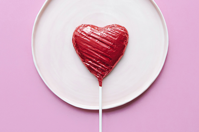 Незабываемая и незаменимая: как на нас влияет первая любовь? 