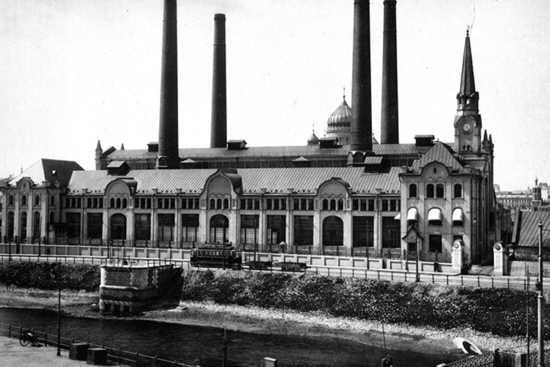 От трамвайной электростанции до Дома культуры: ретроспектива здания ГЭС-2 