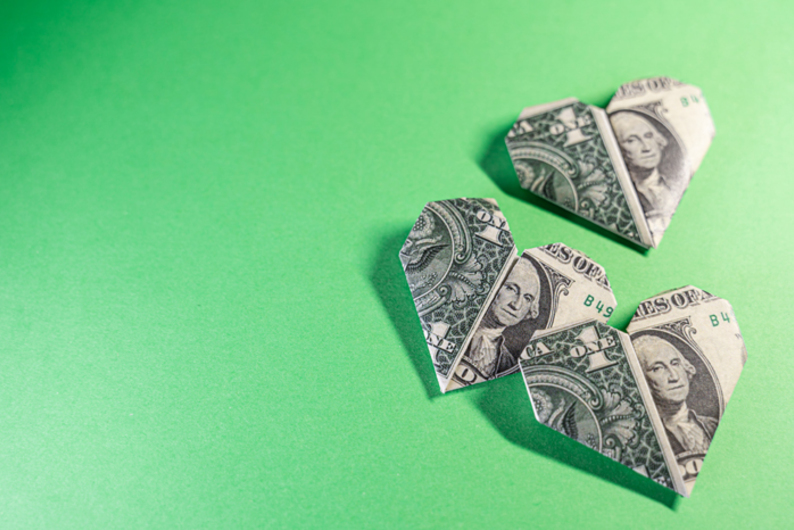 Скрытое неравенство: как связаны измены и уровень дохода 