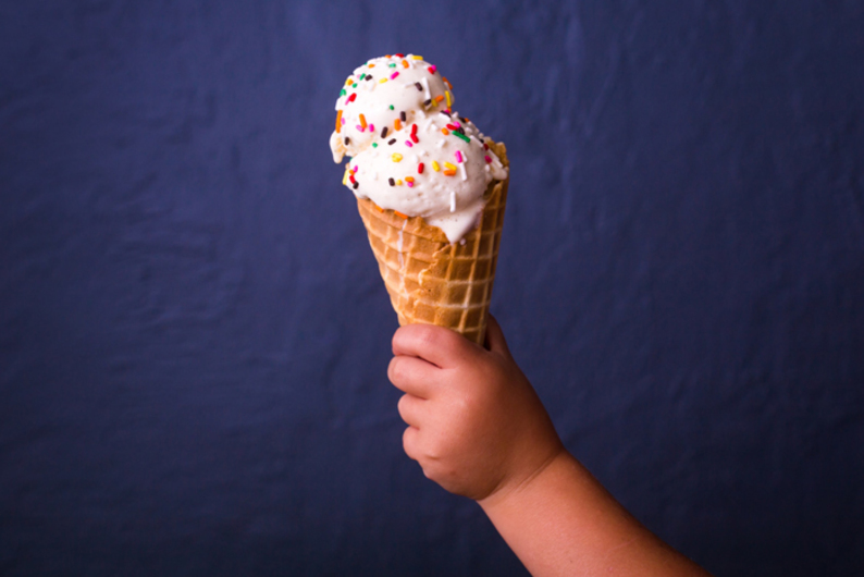 Делитесь десертом, или Как формируется доверие в отношениях