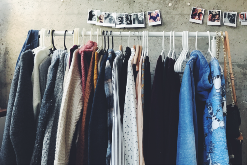 Почему вы хотите голосовать за победителя и покупать ненужные брендовые вещи? 