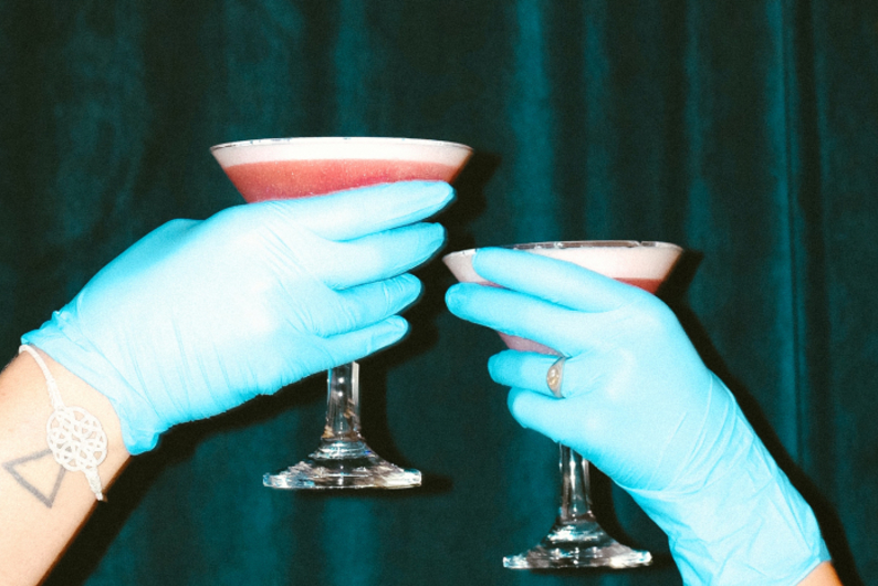 Стыд, беспамятство и эйфория: как алкоголь влияет на поведение Стыд, беспамятство и эйфория: как алкоголь влияет на поведение