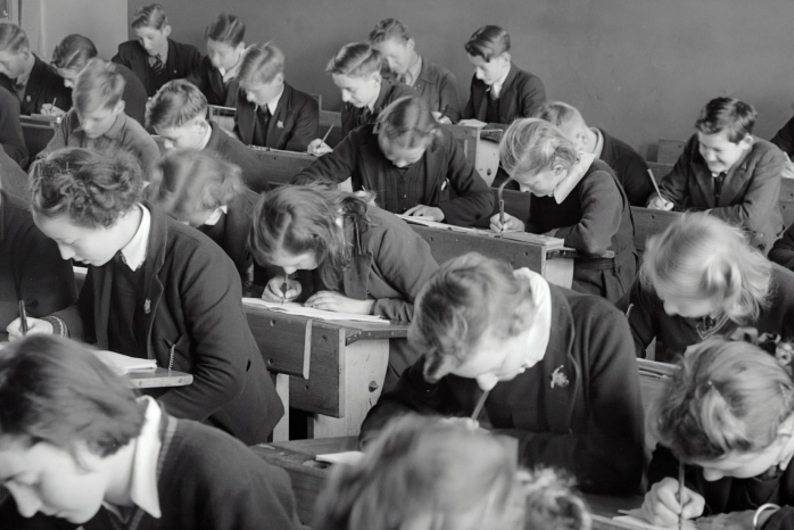 Ретроспектива 1 сентября: как и зачем появился День знаний