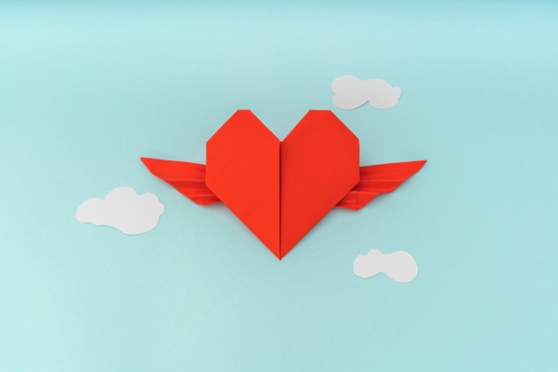 «Влюбленность или любовь»: в чем разница между этими чувствами?