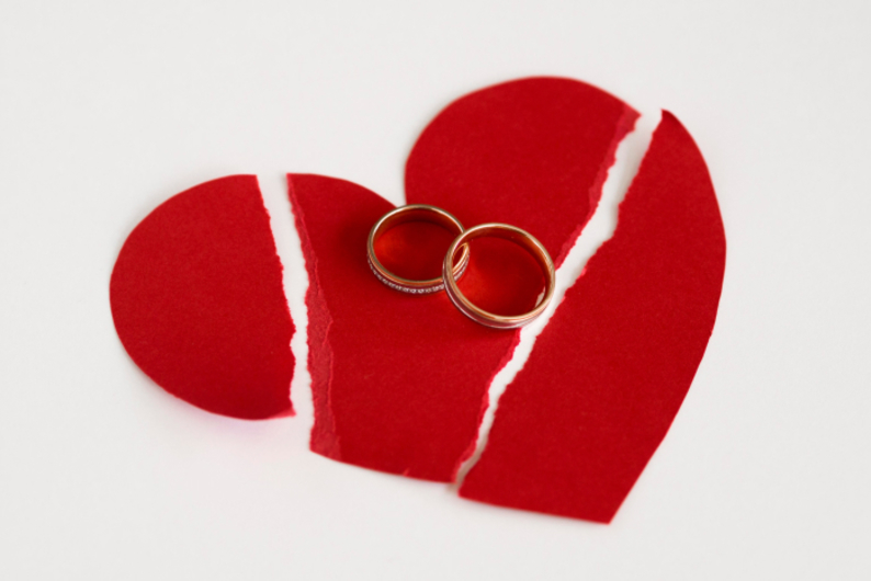 Семья на грани развода: в чем причины и можно ли это предотвратить